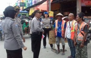 Pengamen dan Tukang Parkir di Palu Diberi Arahan