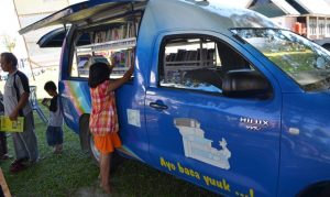 Walau Beralas Terpal, Perpustakaan Keliling diminati pembaca