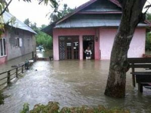 Banjir Hantam Sirenja, Sejumla Fasilitas Umum Terendam