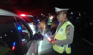 Polisi Amankan Sopir Inova Bawa Sabu di Donggala