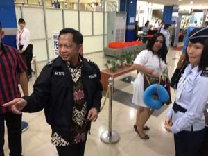 Usai Makan Siang di Donggala, Kapolri Kembali Bertolak ke Jakarta