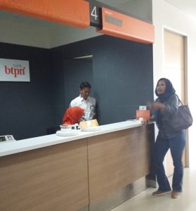 Merasa dicurangi ,Bank BTPN Cabang Tolitoli dilabrak Nasabah