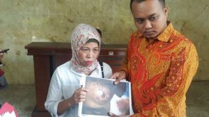 Anak Jadi Korban Peluru Nyasar di Luwuk, Ibu Minta Polri Usut