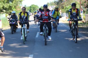 BUSSINES GATHERING BRI TOLITOLI DITANDAI DENGAN GOWES BERSAMA