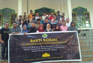 Baksos Alumni SMANDARA 2005, Salah Satu Masjid Tertua Jadi Sasaran