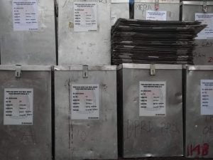 Viral : 34 Kotak Suara di Temukan di Kantor Sekretariat PPK, Begini Penjelasan Panwaslu Parimo