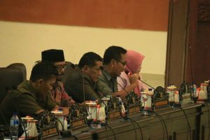 Bahas Pergantian Pimpinan, DPRD Parimo Rapat Paripurna