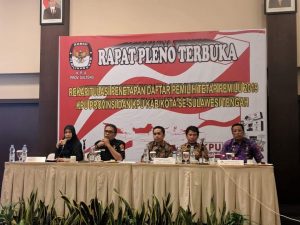 Gelar Rapat Pleno Terbuka;  KPU Provinsi Sulteng sampaikan Daftar Pemilih Tetap Pileg dan Pilpres 2019