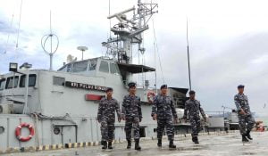 KRI Pulau Romang -723 Lakukan Tugas Survei di Perairan Tolitoli