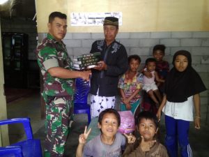 Luar Biasa.!! Danramil 10/Tomini Kunjungi Panti Asuhan di Wilayahnya, Ternyata Ini yang di Lakukannya.!!