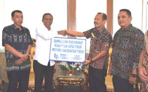 Pemkab Kutai Timur Serahkan Donasi Untuk Korban Bencana Kota Palu