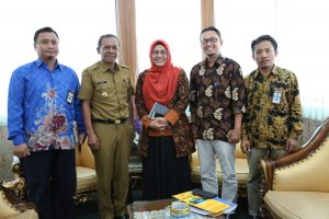 Drs. Hidayat, M.Si Terima Kunjungan Kepala Kanwil Ditjen Pembendaharaan Sulteng, Mereka Bahas Ini.