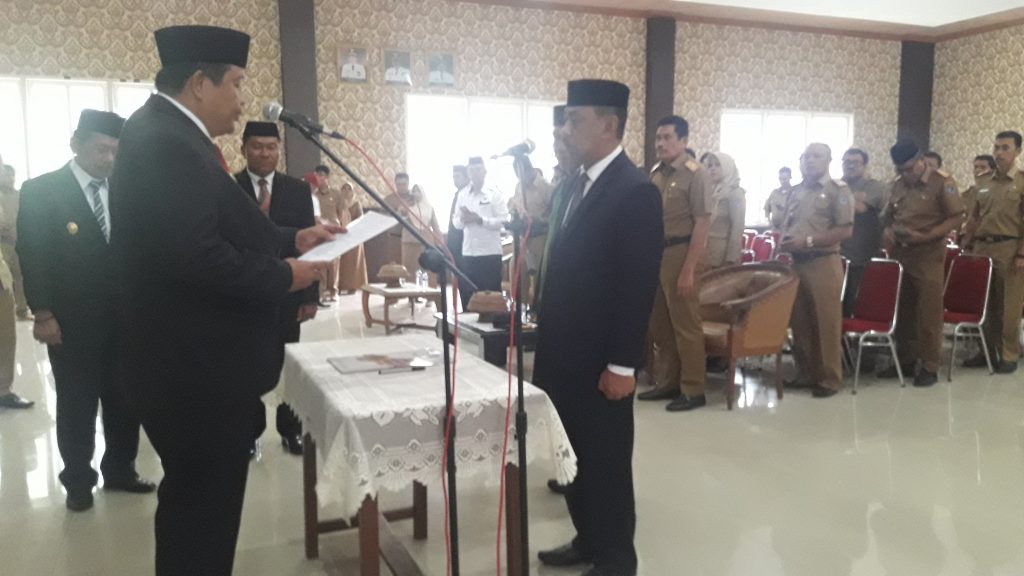 Pejabat Sekda Dilantik Bupati Muna dengan Masa Jabatan Tiga Bulan