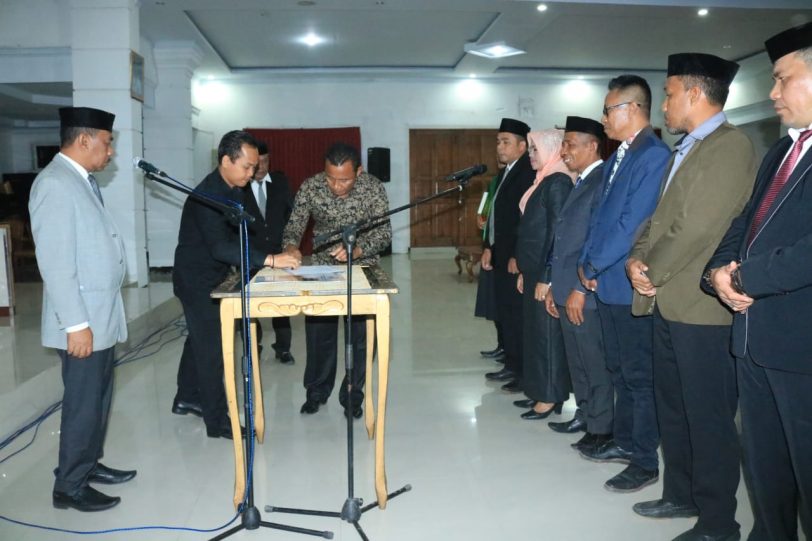 Sekda Muna Melantik 28 Pejabat Eselon III dan IV