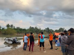 Warga Morut Hilang Terseret Arus Sungai Tadaku