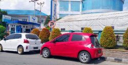 LBH Sulteng Soroti Parkir disekitar Bahu Jalan Sekitar Bank Sulteng
