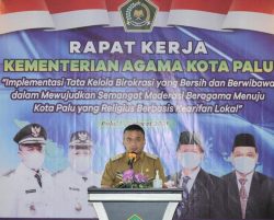 Walikota Palu Hadianto Rasyd Hadiri Louncing Wakaf Uang Tunai di Kemenag Kota Palu