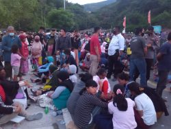 Tagih Janji Jokowi, Ribuan Penyintas Donggala Blokir Akses Jalan Nasional Palu-Donggala