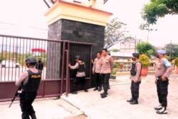 Pasca Bom Bunuh Diri di Jabar  , Penjagaan Mako Polda Sulteng Diperketat