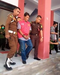 Resmi Ditahan, Kades Sandana Terancam Penjara Maksimal 10 Tahun dan Denda 10 Milyar