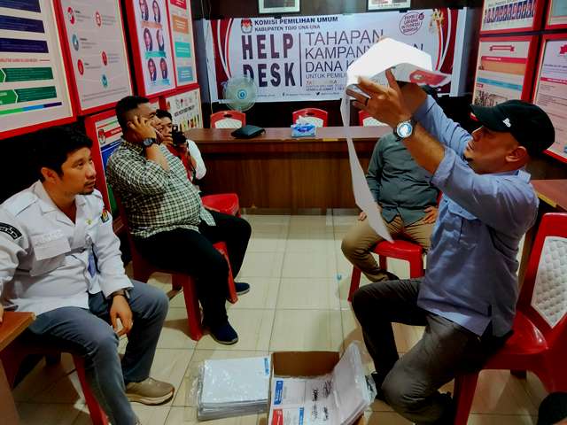 Bawaslu Sulteng Temukan Ribuan Lembar Surat Suara Rusak di KPU Touna