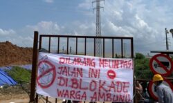 Jalan Tani Diduga di Caplok Perusahaan, Warga Ambunu Blokade Akses Jalan