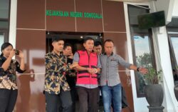 Kejari Donggala Tahan Kontraktor Pengadaan  ” Anak Kambing” Di Desa Siweli
