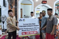 Masjid Raya Donggala Mendapat Hibah Rp. 200 Juta Dari Pemkab Donggala