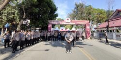 Ratusan Personil Polresta Palu  di Siagakan Jelang Rangkaian Penetapan Nomor Urut Kandidat Pilwalkot di KPU Kota Palu