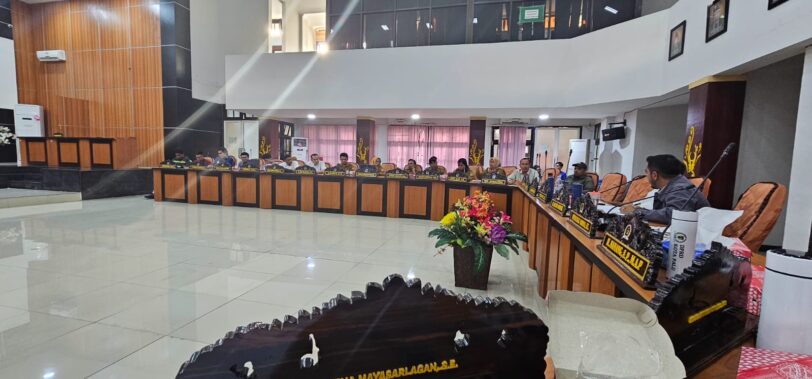 Komisi C DPRD Kota Palu “ Kuliti “ Dinas PU dan Kontraktor Dalam RDP Akhir Tahun 2024