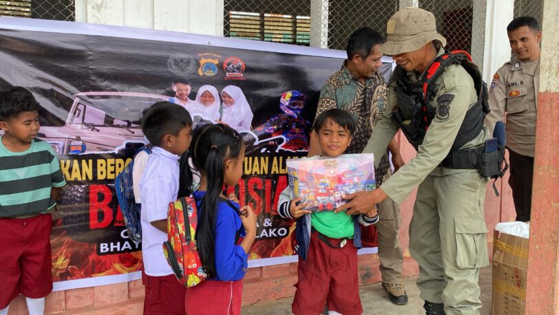 Selusur Jalur Ekstrem Pinembani, Satgas Madago Raya Bersama BTOF Laksanakan Program Makan Bergizi Gratis